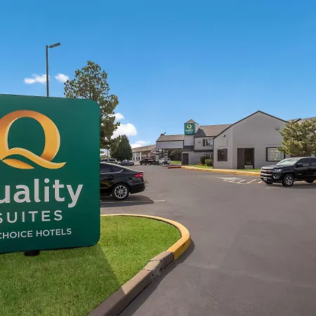 Quality Suites Tulsa I-44