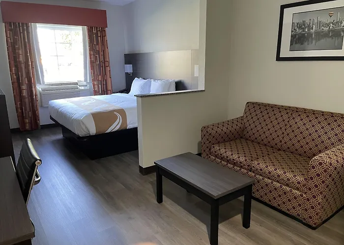 Quality I-44 Hotel